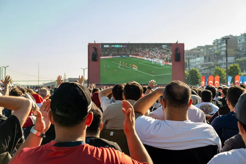 Home Fans Missed the Touchdown Their TV Already Celebrated